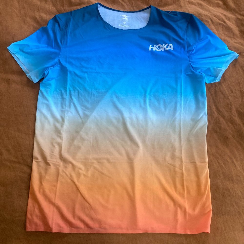 HOKA Pro Team Jersey, rabbit Runtee Short Sleeve, Blue Coral, Men's Medium